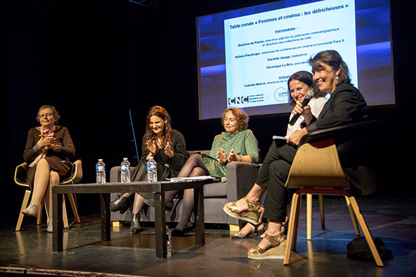 Table ronde : Femmes et cinéma
Danielle Jaeggi, Hélène Fleckinger, Véronique Le Bris, Béatrice Pastre & 